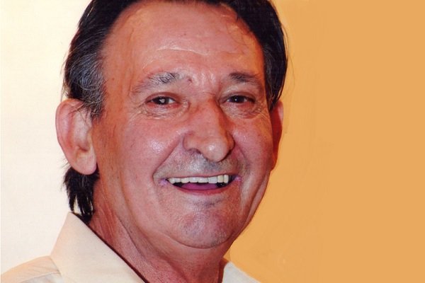 ΤΗΝ ΚΥΡΙΑΚΗ ΣΤΟΝ ΤΥΡΝΑΒΟ Η ΚΗΔΕΙΑ ΤΟΥ ΦΩΤΗ ΚΟΥΜΑΝΤΖΕΛΗ