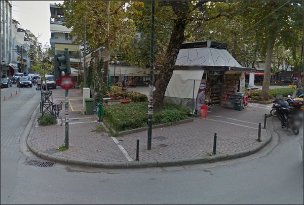 ΑΝΑΣΤΑΤΩΣΗ ΑΠΟ ΑΣΤΥΝΟΜΙΚΗ ΕΠΙΧΕΙΡΗΣΗ ΓΙΑ ΑΦΙΣΟΚΟΛΛΗΤΕΣ ΣΤΟ ΚΕΝΤΡΟ ΤΗΣ ΛΑΡΙΣΑΣ