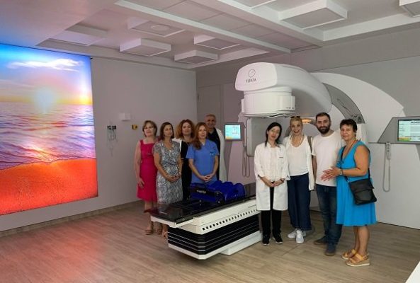 ΛΕΙΤΟΥΡΓΕΙ ΑΛΛΑ ΔΕΝ ΑΡΚΕΙ ΤΟ ΤΜΗΜΑ ΑΚΤΙΝΟΘΕΡΑΠΕΙΑΣ ΤΟΥ ΠΑΝΕΠΙΣΤΗΜΙΑΚΟΥ