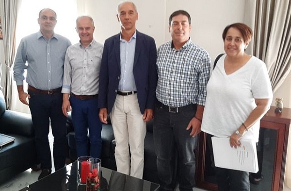 ΣΤΕΛΕΧΗ ΤΗΣ «ΑΥΤΟΚΙΝΗΤΟΔΡΟΜΟΣ ΑΙΓΑΙΟΥ» ΣΤΟ ΔΗΜΑΡΧΟ ΤΕΜΠΩΝ