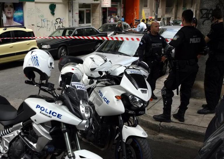 ΚΑΚΟΓΟΥΣΤΗ ΦΑΡΣΑ ΓΙΑ ΒΟΜΒΑ ΣΤΗ ΔΗΜΟΤΙΚΗ ΑΣΤΥΝΟΜΙΑ ΛΑΡΙΣΑΣ