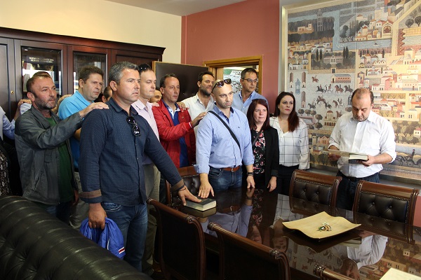 ΟΡΚΙΣΤΗΚΑΝ ΟΙ 17 ΝΕΟΙ ΥΠΑΛΛΗΛΟΙ ΤΟΥ ΦΟΔΣΑ