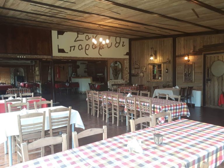 ΤΣΙΚΝΟΠΕΜΠΤΗ ΜΕ ΖΩΝΤΑΝΗ ΜΟΥΣΙΚΗ ΣΤΗΝ ΤΑΒΕΡΝΑ «ΣΑΝ ΠΑΡΑΜΥΘΙ»
