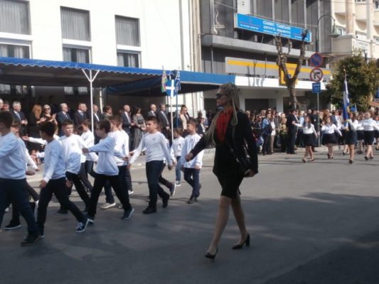Η ΣΥΝΟΔΟΣ ΠΟΥ ΤΡΑΒΗΞΕ ΤΑ ΒΛΕΜΜΑΤΑ ΣΤΗΝ ΠΑΡΕΛΑΣΗ ΤΗΣ ΛΑΡΙΣΑΣ