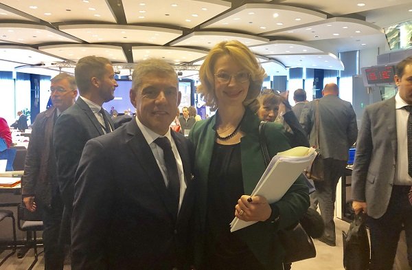 ΒΙΟΛΟΓΙΚΗ ΚΑΙ ΗΘΙΚΗ ΑΦΥΠΝΙΣΗ, ΣΥΝΕΡΓΑΣΙΑ ΚΑΙ ΠΡΟΣΦΟΡΑ ΣΕ ΟΣΟΥΣ ΕΧΟΥΝ ΑΝΑΓΚΗ