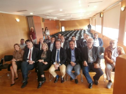 ΠΡΟΣΦΥΓΕΣ ΘΑ ΕΓΚΑΤΑΣΤΑΘΟΥΝ ΣΕ ΞΕΝΩΝΑ ΤΗΣ ΚΑΛΛΙΠΕΥΚΗΣ ΚΑΙ ΣΕ ΞΕΝΟΔΟΧΕΙΑ ΤΗΣ ΛΑΡΙΣΑΣ