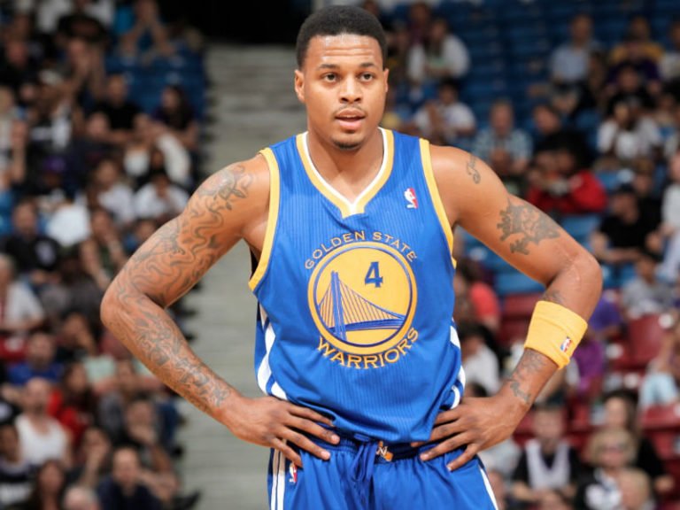 ΈΝΑΣ ΠΡΩΤΑΘΛΗΤΗΣ ΤΟΥ NBA ΣΤΗ ΛΑΡΙΣΑ ΚΑΕ!