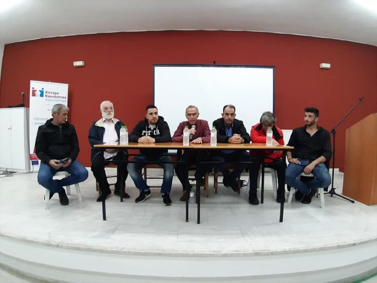 ΟΙ ΑΓΡΟΤΕΣ ΒΓΑΖΟΥΝ ΤΡΑΚΤΕΡ ΣΤΙΣ ΠΛΑΤΕΙΕΣ ΤΩΝ ΧΩΡΙΩΝ ΜΕ ΤΟ ΒΛΕΜΜΑ ΣΤΙΣ ΕΘΝΙΚΕΣ ΟΔΟΥΣ
