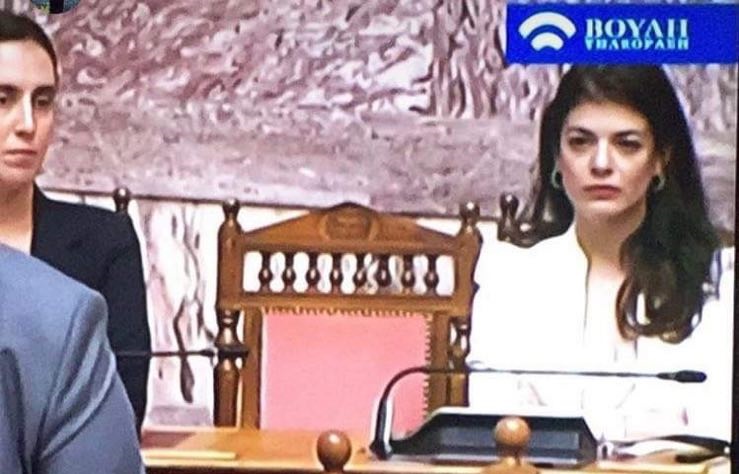 ΣΤΑ ΥΠΟΥΡΓΙΚΑ ΕΔΡΑΝΑ Η ΑΘΗΝΑ ΣΙΑΦΑΡΙΚΑ