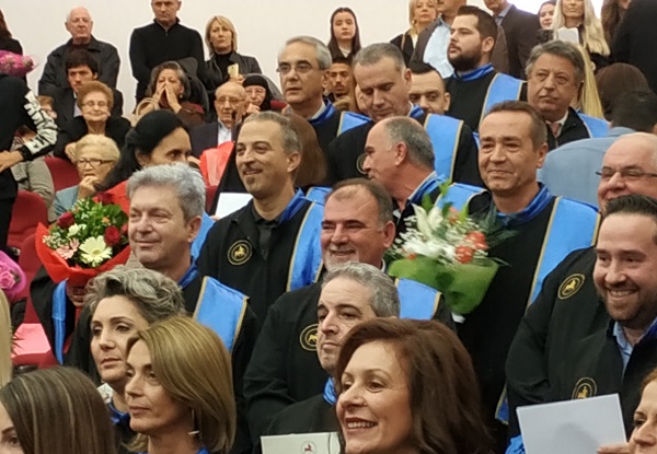 ΚΑΘΗΓΗΤΕΣ ΚΑΙ ΔΑΣΚΑΛΟΙ ΚΑΤΟΧΟΙ ΜΕΤΑΠΤΥΧΙΑΚΟΥ