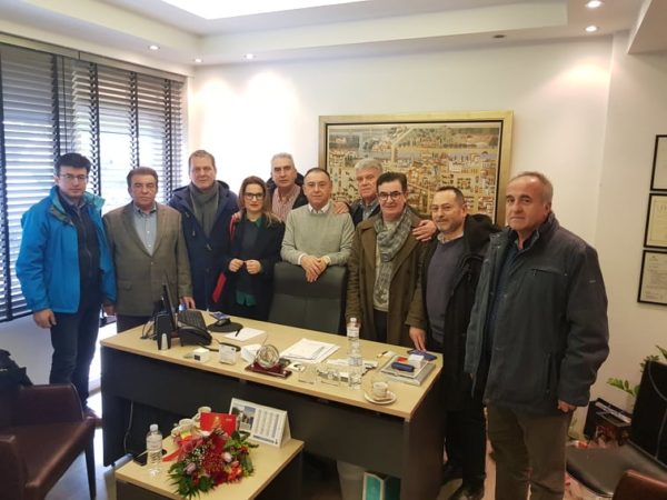 ΜΕ ΣΥΝΔΙΚΑΛΙΣΤΕΣ ΤΗΣ ΔΑΚΕ Α/ΒΑΘΜΙΑΣ ΣΥΝΑΝΤΗΘΗΚΕ Ο ΧΡ. ΚΕΛΛΑΣ