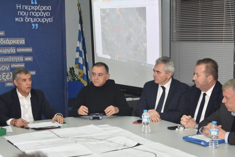 B. ΚΟΚΚΑΛΗΣ: Ο ΑΓΟΡΑΣΤΟΣ ΞΕΣΚΕΠΑΣΕ ΤΗΝ ΚΟΡΟΪΔΙΑ ΚΑΡΑΜΑΝΛΗ ΓΙΑ ΤΟ ΔΡΟΜΟ ΛΑΡΙΣΑΣ ΦΑΡΣΑΛΩΝ