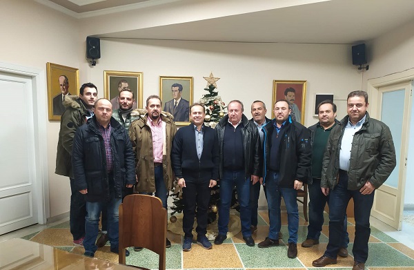 ΣΤΕΝΗ Η ΣΥΝΕΡΓΑΣΙΑ ΔΗΜΟΥ ΤΥΡΝΑΒΟΥ ΚΑΙ ΑΓΡΟΤΙΚΩΝ ΦΟΡΕΩΝ ΤΗΣ ΠΕΡΙΟΧΗΣ