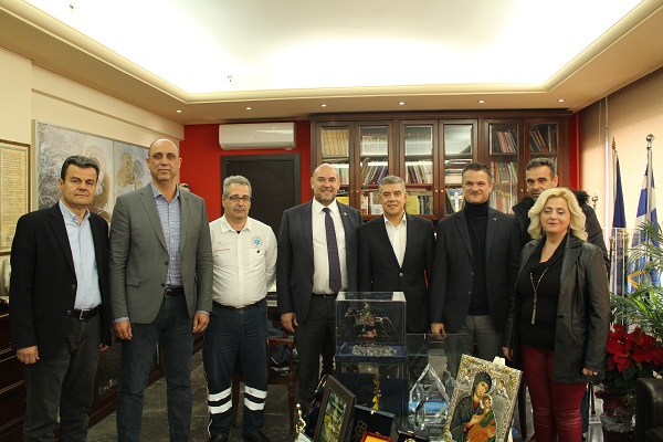 ΤΡΕΞΤΕ ΓΡΗΓΟΡΑ ΤΙΣ ΔΙΑΔΙΚΑΣΙΕΣ ΓΙΑ ΝΑ ΕΡΘΟΥΝ ΑΣΘΕΝΟΦΟΡΑ ΣΤΗ ΘΕΣΣΑΛΙΑ