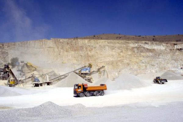 ΠΑΤΕΡΑΣ 5 ΠΑΙΔΙΩΝ Ο 52ΧΡΟΝΟΣ ΠΟΥ ΣΚΟΤΩΘΗΚΕ ΣΗΜΕΡΑ ΣΕ ΛΑΤΟΜΕΙΟ ΣΤΟΝ ΤΥΡΝΑΒΟ