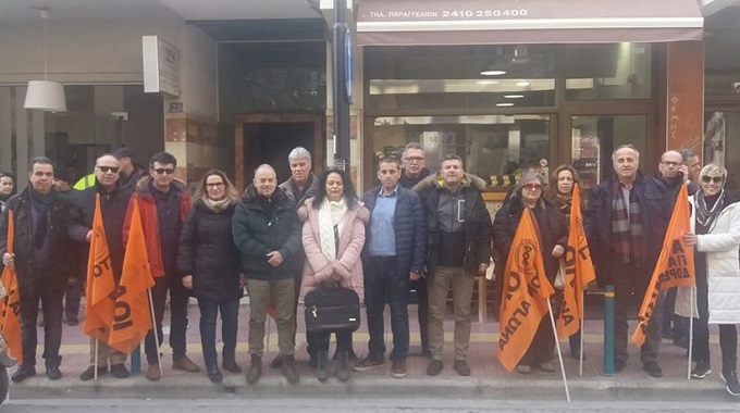 ΔΙΑΜΑΡΤΥΡΙΑ ΕΚΠΑΙΔΕΥΤΙΚΩΝ ΓΙΑ ΤΗΝ ΕΞΙΣΩΣΗ ΚΟΛΕΓΙΩΝ-ΠΑΝΕΠΙΣΤΗΜΙΩΝ