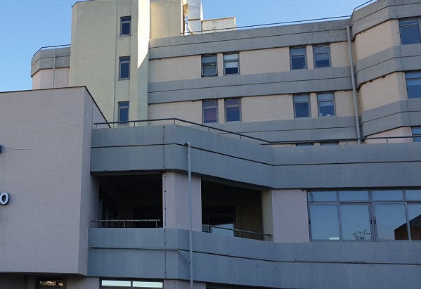 ΕΙΝΚΥΛ: Παγωνιά και σκοτάδι συμπληρώνουν την υγειονομική πολιτική της κυβέρνησης