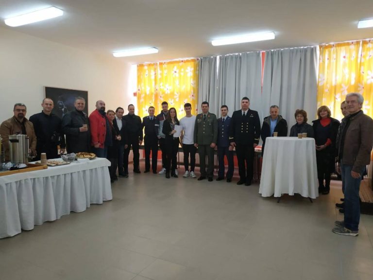 ΕΚΔΗΛΩΣΗ ΕΠΑΓΓΕΛΜΑΤΙΚΟΥ ΠΡΟΣΑΝΑΤΟΛΙΣΜΟΥ ΣΤΟ 3ο ΓΕΛ ΛΑΡΙΣΑΣ