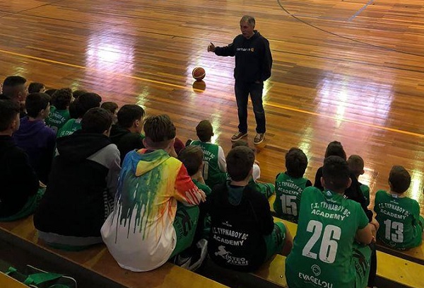 ΣΤΗΝ ΠΡΟΠΟΝΗΣΗ ΤΗΣ ΑΚΑΔΗΜΙΑΣ ΤΟΥ Γ.Σ ΤΥΡΝΑΒΟΥ Ο Β. ΑΛΕΞΑΝΔΡΗΣ