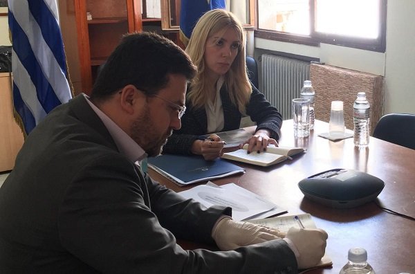 Φ. ΑΡΑΜΠΑΤΖΗ: ΤΟ ΦΕΤΙΝΟ ΠΑΣΧΑ «ΜΕΝΟΥΜΕ ΣΠΙΤΙ» ΚΑΙ «ΤΡΩΜΕ ΠΙΣΤΟΠΟΙΗΜΕΝΟ ΕΛΛΗΝΙΚΟ ΑΡΝΙ ΚΑΙ ΚΑΤΣΙΚΙ»
