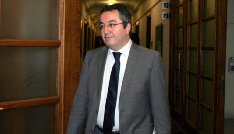 ΣΤΑΜΑΤΑ ΤΗΝ ΕΝΗΜΕΡΩΣΗ ΓΙΑ ΤΟΝ ΚΟΡΩΝΟΪΟ Ο ΗΛΙΑΣ ΜΟΣΙΑΛΟΣ
