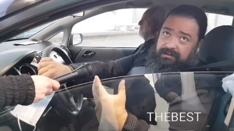 ΠΑΠΑΣ – ΥΠΟΠΤΟ ΚΡΟΥΣΜΑ ΓΙΑ ΚΟΡΩΝΑΪΟ ΚΑΝΕΙ ΔΗΛΩΣΕΙΣ ΧΩΡΙΣ ΠΡΟΦΥΛΑΞΕΙΣ!!!! (ΒΙΝΤΕΟ)