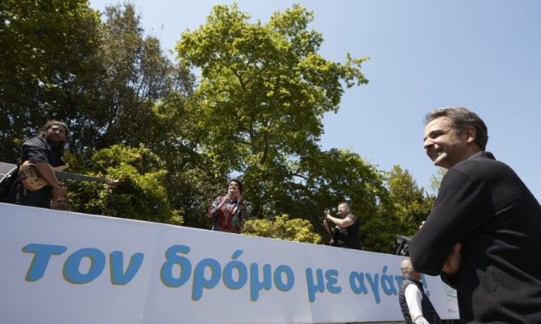 Η ΠΡΩΤΟΨΑΛΤΗ ΑΔΕΙΑΖΕΙ ΤΟΝ ΠΡΩΘΥΠΟΥΡΓΟ ΓΙΑ ΤΟ ΕΠΙΚΟΙΝΩΝΙΑΚΟ ΣΟΟΥ ΕΞΩ ΑΠΟ ΤΟ ΜΑΞΙΜΟΥ