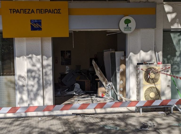 ΔΕΝ ΘΑ ΑΝΟΙΞΕΙ ΟΥΤΕ ΤΗ ΔΕΥΤΕΡΑ ΤΟ ΥΠΟΚΑΤΑΣΤΗΜΑ ΤΗΣ ΠΕΙΡΑΙΩΣ ΣΤΟΝ ΑΜΠΕΛΩΝΑ