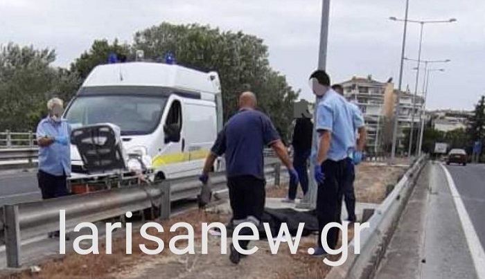 ΝΕΚΡΟΣ 39ΧΡΟΝΟΣ ΛΑΡΙΣΑΙΟΣ ΜΟΤΟΣΙΚΛΕΤΙΣΤΗΣ ΣΕ ΤΡΟΧΑΙΟ