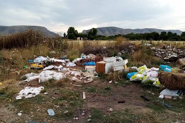 ΛΑΡΙΣΑ ΜΠΡΟΣΤΑ: ΣΚΟΥΠΙΔΙΑ ΚΑΙ ΜΠΑΖΑ ΠΑΝΤΟΥ ΣΤΗΝ ΑΜΥΓΔΑΛΕΑ…