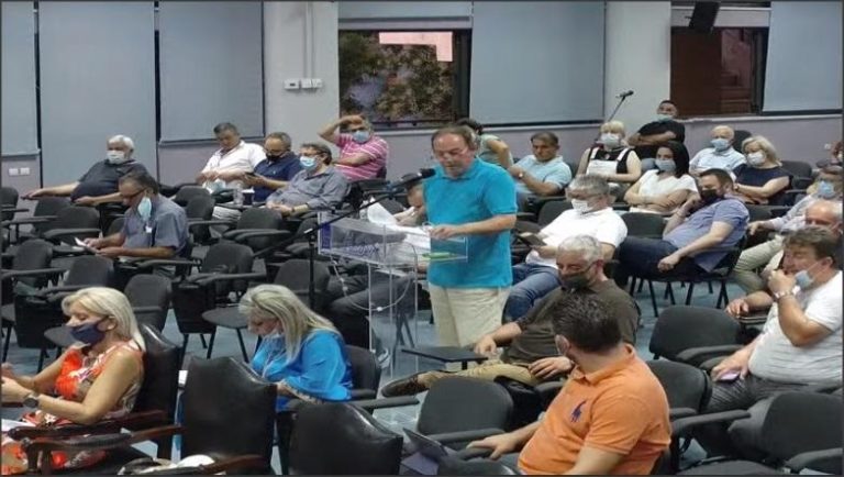 ΣΤΟ ΜΙΚΡΟΣΚΟΠΙΟ ΤΟΥ ΔΗΜ. ΣΥΜΒΟΥΛΙΟΥ ΛΑΡΙΣΑΣ Η ΣΥΝΟΙΚΙΑ ΤΗΣ ΝΕΑΣ ΣΜΥΡΝΗΣ