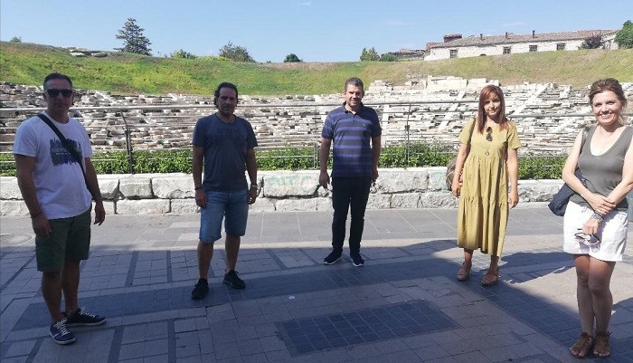 ΛΑΡΙΣΑ ΜΠΡΟΣΤΑ: Η ΛΑΡΙΣΑ «ΣΤΕΝΑΖΕΙ » ΣΤΗΝ ΚΑΘΗΜΕΡΙΝΟΤΗΤΑ ΤΗΣ