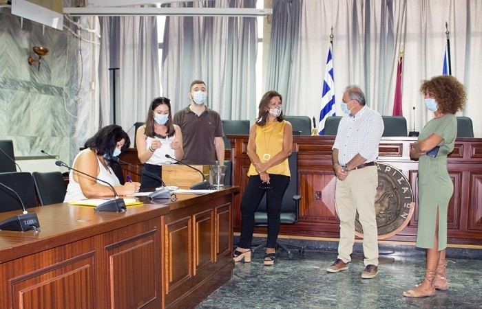 ΤΑ ΜΕΛΗ ΤΟΥ ΔΗΜΟΤΙΚΟΥ ΣΥΜΒΟΥΛΙΟΥ ΝΕΟΛΑΙΑΣ ΤΟΥ Δ. ΛΑΡΙΣΑΣ