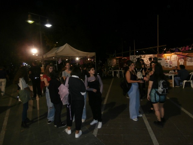ΜΗΝΥΜΑΤΑ ΑΛΛΗΛΕΓΓΥΗΣ ΚΑΙ ΠΛΟΥΣΙΕΣ ΔΡΑΣΕΙΣ ΣΤΟ 17ο ΑΝΤΙΡΑΤΣΙΣΤΙΚΟ ΦΕΣΤΙΒΑΛ ΛΑΡΙΣΑΣ