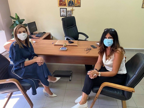 ΠΑΝΤΑ ΔΙΠΛΑ ΣΤΙΣ ΔΟΜΕΣ ΠΟΥ ΣΤΗΡΙΖΟΥΝ ΤΗΝ ΚΟΙΝΩΝΙΑ