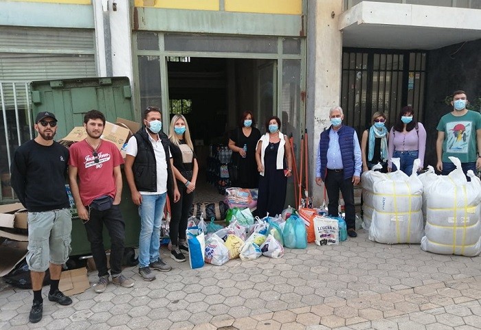 ΒΟΗΘΕΙΑ ΣΤΟΥΣ ΠΛΗΓΕΝΤΕΣ ΤΩΝ ΦΑΡΣΑΛΩΝ ΑΠΟ ΤΟΝ ΣΥΡΙΖΑ ΠΡΟΟΔΕΥΤΙΚΗ ΣΥΜΜΑΧΙΑ ΚΑΙ ΤΗ ΝΕΟΛΑΙΑ ΣΥΡΙΖΑ ΛΑΡΙΣΑΣ