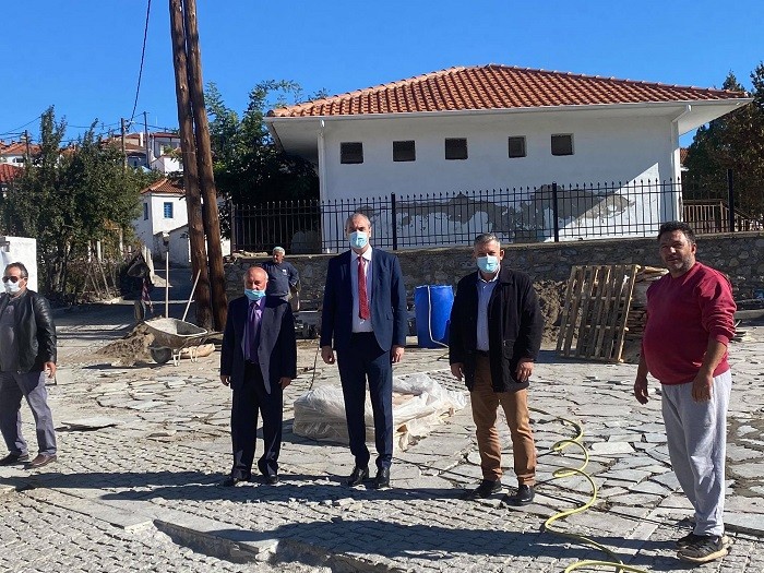 ΞΕΚΙΝΗΣΑΝ ΟΙ ΕΡΓΑΣΙΕΣ ΑΠΟΚΑΤΑΣΤΑΣΗΣ ΠΛΑΚΟΣΤΡΩΤΩΝ ΣΤΗΝ ΚΡΑΝΕΑ ΕΛΑΣΣΟΝΑΣ