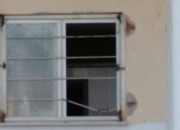ΔΙΑΡΡΗΞΗ ΣΤΟ ΓΕΝΙΚΟ ΛΥΚΕΙΟ ΑΜΠΕΛΩΝΑ