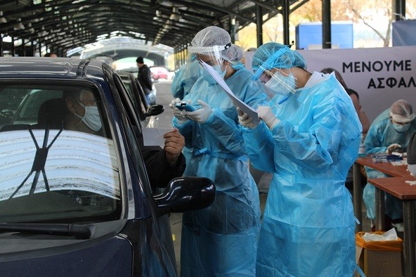 DRIVE THROUGH TESTING ΓΙΑ ΤΟΝ ΚΟΡΩΝΟΪΟ ΤΗΝ ΤΡΙΤΗ ΣΤΗ ΛΑΡΙΣΑ