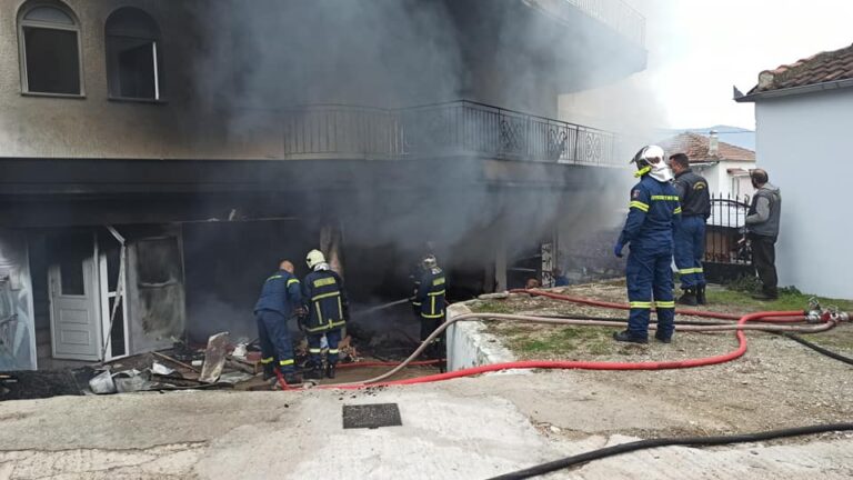 ΘΡΗΝΟΣ ΣΤΗΝ ΤΣΑΡΙΤΣΑΝΗ ΓΙΑ ΤΗ ΝΕΑΡΗ ΠΟΥ ΕΧΑΣΕ ΤΗ ΖΩΗ ΤΗΣ ΣΕ ΠΥΡΚΑΓΙΑ (ΦΩΤΟ)