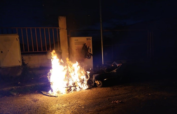 ΑΚΟΜΗ 2 ΚΑΔΟΙ ΑΠΟΡΡΙΜΜΑΤΩΝ ΚΑΗΚΑΝ ΣΗΜΕΡΑ ΣΤΟΝ ΤΥΡΝΑΒΟ