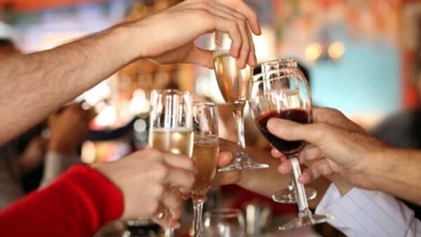 ΠΑΡΤΙ ΣΤΗ ΒΟΥΛΓΑΡΙΑ ΓΙΑ ΕΛΛΗΝΕΣ ΦΟΙΤΗΤΕΣ ΚΑΙ ΝΕΟΥΣ ΑΠΟ ΑΘΗΝΑ – ΘΕΣΣΑΛΟΝΙΚΗ – ΛΑΡΙΣΑ – ΒΟΛΟ – ΓΙΑΝΝΙΝΑ