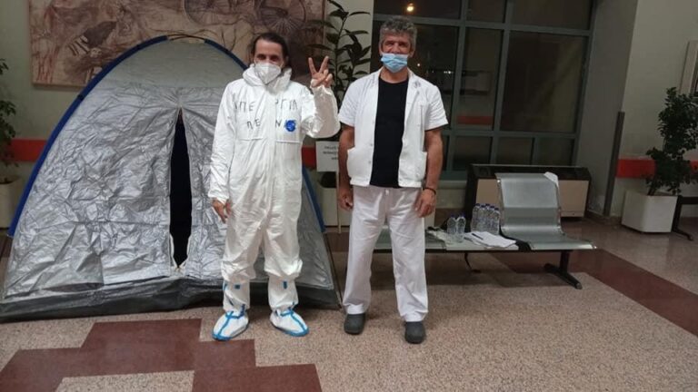 ΑΙΣΘΗΣΗ ΣΤΟ ΠΑΝΕΛΛΗΝΙΟ ΠΡΟΚΑΛΕΙ Η ΑΠΕΡΓΙΑ ΠΕΙΝΑΣ ΤΟΥ ΤΡΑΥΜΑΤΙΟΦΟΡΕΑ ΣΤΗ ΛΑΡΙΣΑ