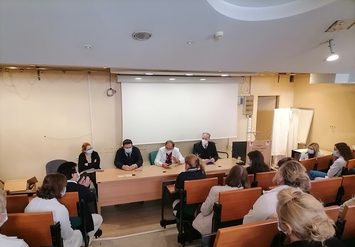 ΠΑΝΕΤΟΙΜΟ ΓΙΑ ΤΟ ΕΜΒΟΛΙΟ ΤΟΥ ΚΟΡΩΝΟΪΟΥ ΤΟ ΓΕΝΙΚΟ ΝΟΣΟΚΟΜΕΙΟ ΛΑΡΙΣΑΣ