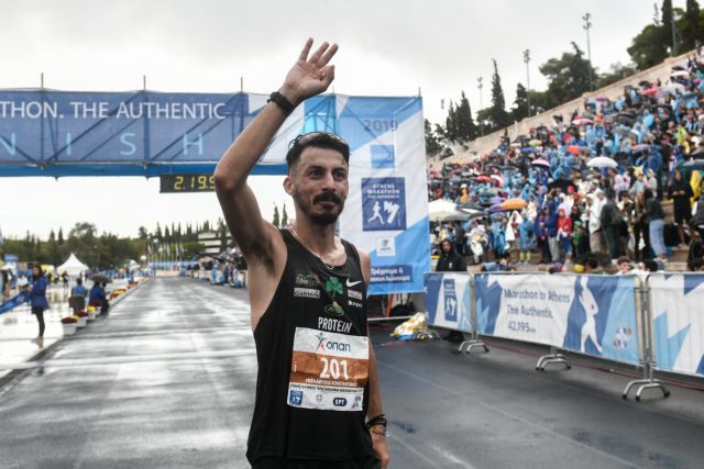 ΜΕΓΑΛΟ ΑΤΟΜΙΚΟ ΡΕΚΟΡ ΓΙΑ ΤΟΝ ΚΩΣΤΑ ΓΚΕΛΑΟΥΖΟ ΣΤΟΝ ΜΑΡΑΘΩΝΙΟ ΤΗΣ ΒΑΛΕΝΘΙΑΣ