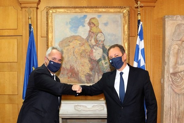 ΑΛΛΑΓΗ ΦΡΟΥΡΑΣ ΣΤΟ ΥΠΟΥΡΓΕΙΟ ΑΓΡΟΤΙΚΗΣ ΑΝΑΠΤΥΞΗΣ