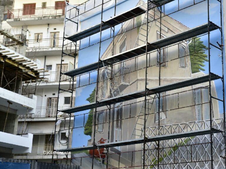 ΜΕ ΓΚΡΑΦΙΤΙ ΔΙΑΣΩΘΗΚΕ Η ΜΝΗΜΗ ΝΕΟΚΛΑΣΙΚΟΥ ΣΤΗ ΛΑΡΙΣΑ (ΦΩΤΟ)