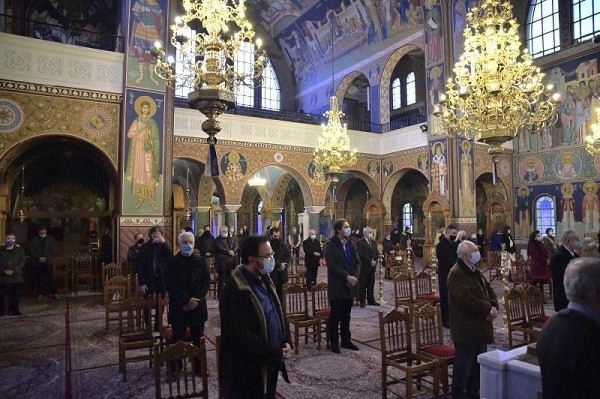 ΠΑΡΟΥΣΙΑ ΠΙΣΤΩΝ ΛΕΙΤΟΥΡΓΗΣΑΝ ΟΙ ΕΚΚΛΗΣΙΕΣ ΤΗΣ ΛΑΡΙΣΑΣ (ΦΩΤΟ)