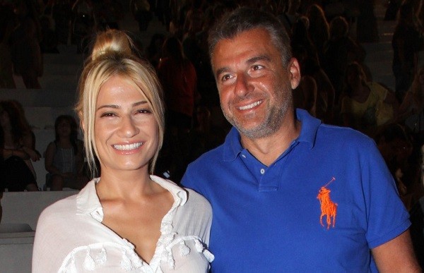 “ΒΟΜΒΑ”: Ο ΓΙΩΡΓΟΣ ΛΙΑΓΚΑΣ ΓΥΡΙΖΕΙ ΣΤΟΝ ΑΝΤ-1, ΣΤΟ ΠΛΕΥΡΟ ΤΗΣ ΦΑΙΗΣ ΣΚΟΡΔΑ