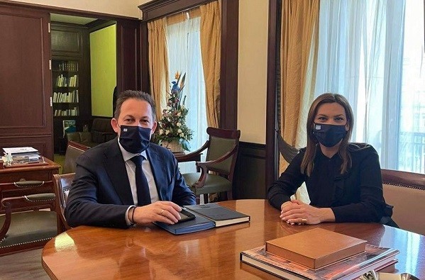 ΣΥΝΑΝΤΗΣΗ ΜΠΙΖΙΟΥ – ΠΕΤΣΑ ΣΤΟ ΥΠΟΥΡΓΕΙΟ ΕΣΩΤΕΡΙΚΩΝ